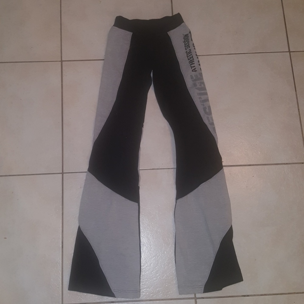 Athletic training pants